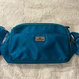 Organizzi RFID Activewear Crossbody Bag
